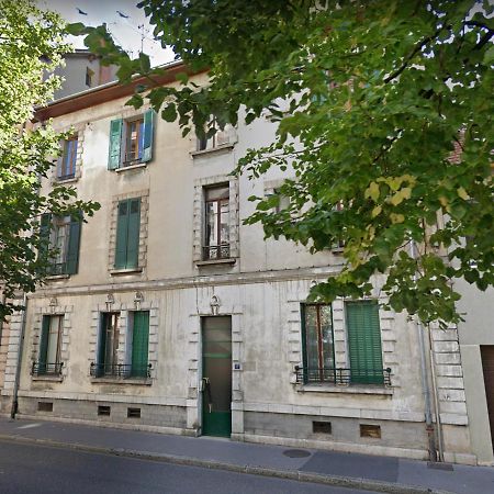 Studio Sous Les Toits Annecy Centre-Ville Esterno foto